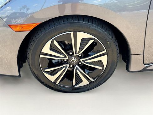 Used 2017 Honda Civic EX-L image 29