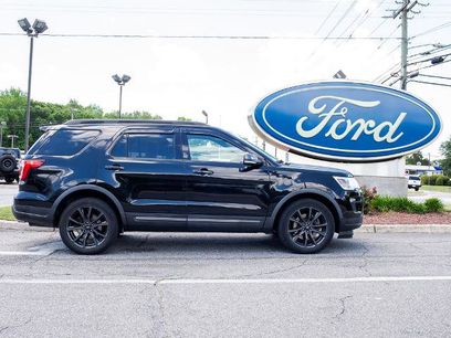 Certified 2018 Ford Explorer XLT w/ Equipment Group 202A