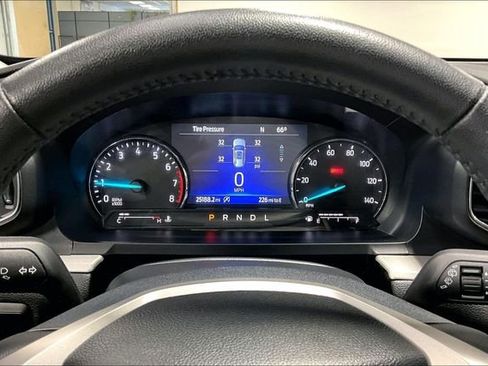 Used 2024 Ford Explorer XLT w/ Equipment Group 202A AWD/4WD image 14