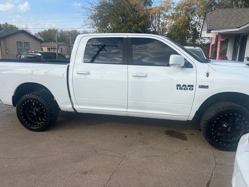 Used 2017 RAM 1500 Sport w/ Convenience Group image 4