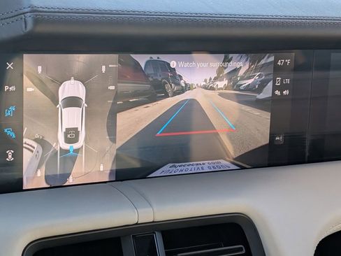 Used 2022 Porsche Taycan 4S image 22