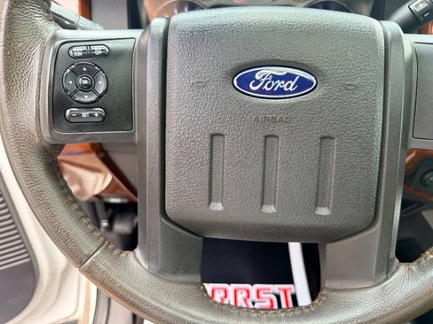 Used 2015 Ford F250 King Ranch w/ FX4 Off-Road Package AWD/4WD image 26