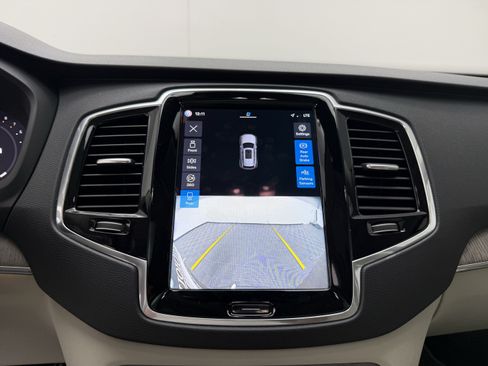 Certified 2023 Volvo XC90 B6 Plus w/ Protection Package Premier AWD/4WD image 21