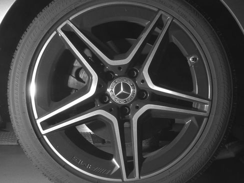 Used 2023 Mercedes-Benz CLA 250 4MATIC image 16