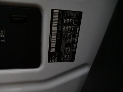 Used 2024 Mercedes-Benz Sprinter 2500 image 29