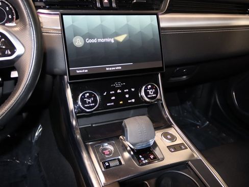 Used 2021 Jaguar XF R-Dynamic SE image 47