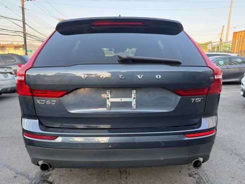 Used 2021 Volvo XC60 T5 Momentum w/ Protection Package AWD/4WD image 5