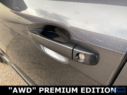 Used 2024 Subaru Outback Premium image 23