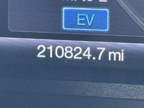Used 2013 Ford C-MAX SEL image 19