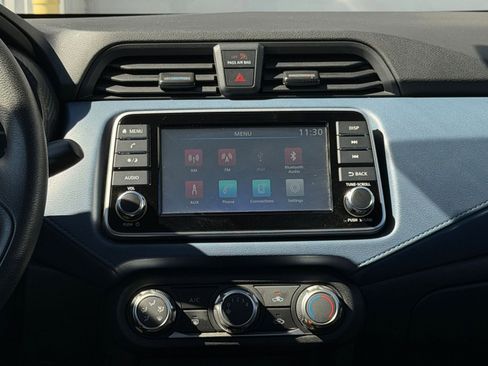 Used 2025 Nissan Versa SV image 20