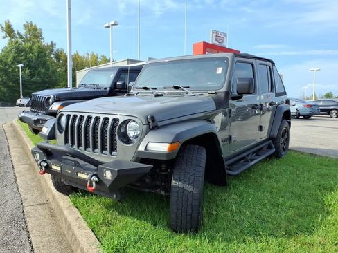 Used 2021 Jeep Wrangler Unlimited Sport AWD/4WD image 25