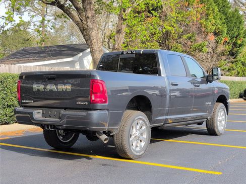 New 2026 RAM 2500 Laramie AWD/4WD image 6