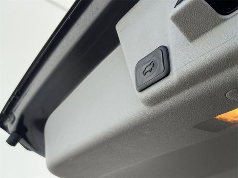 Used 2014 Buick Enclave Leather w/ Trailering Provision Package image 28