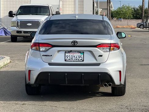 Certified 2025 Toyota Corolla SE image 6