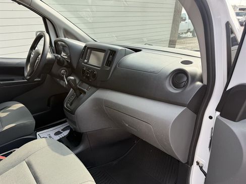 Used 2020 Nissan NV200 SV FWD image 7