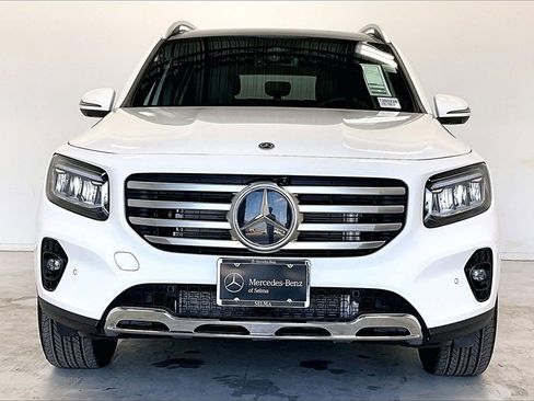 New 2026 Mercedes-Benz GLB 250 4MATIC image 3