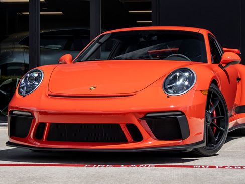 Certified 2018 Porsche 911 GT3 RWD image 7