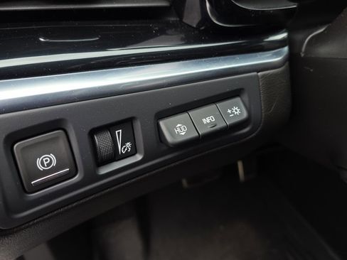 Certified 2024 Cadillac XT6 Sport w/ LPO, ONYX Package image 6