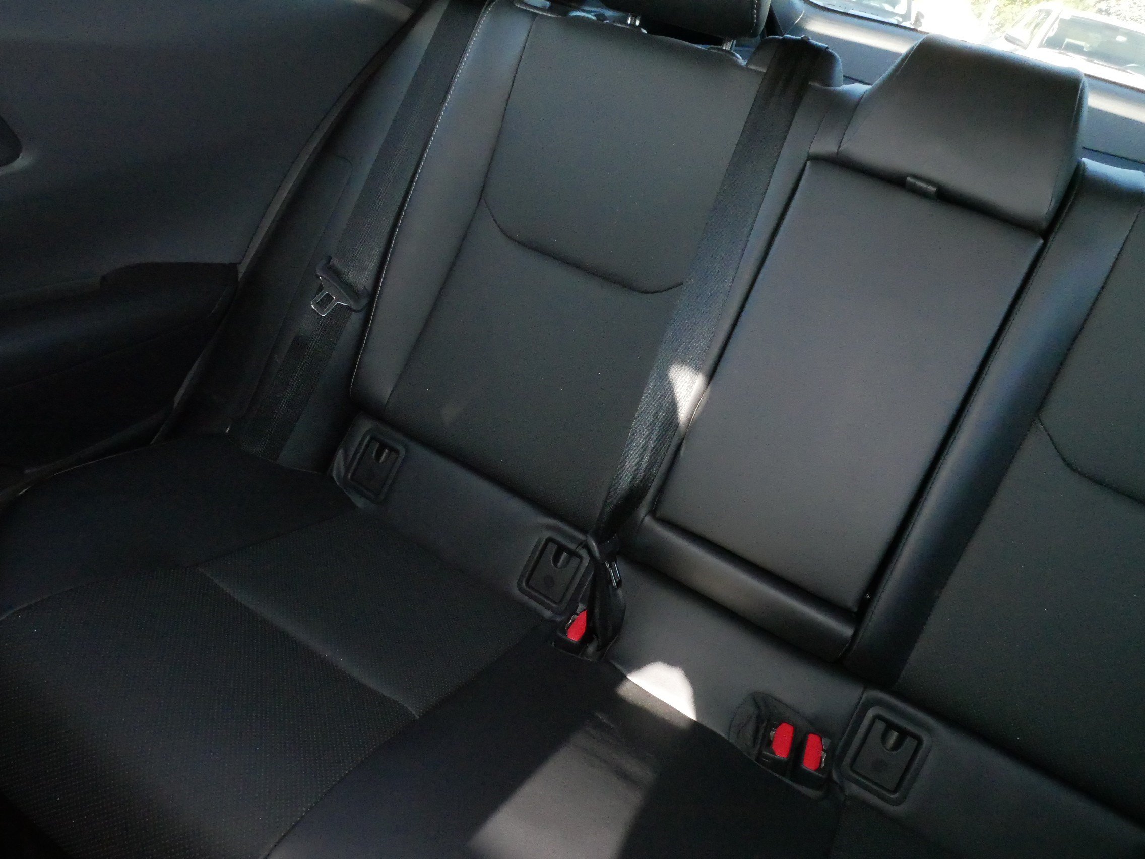 Used 2024 Toyota Prius XLE AWD/4WD image 12