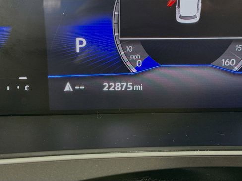 Used 2023 Volkswagen Tiguan SE image 14