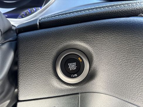 New 2026 Chrysler Pacifica Select image 19