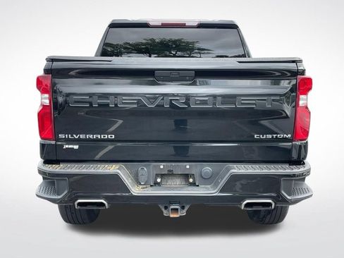Used 2020 Chevrolet Silverado 1500 Custom Trail Boss w/ Custom Convenience Package AWD/4WD image 4