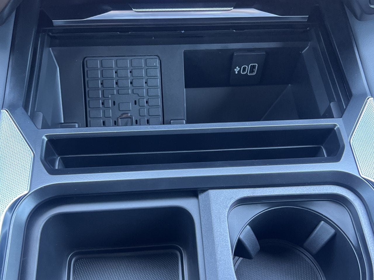 New 2027 Ford F350 Platinum AWD/4WD image 8