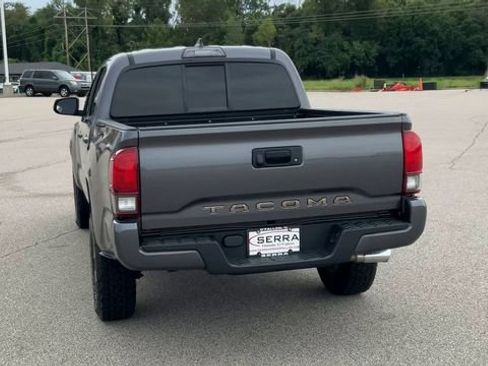 Used 2019 Toyota Tacoma SR w/ SR Convenience Package RWD image 7