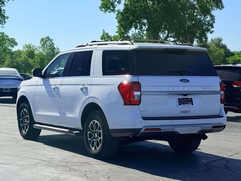 Used 2024 Ford Expedition XLT AWD/4WD image 8