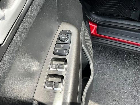 Used 2018 Kia Sportage LX AWD/4WD image 13
