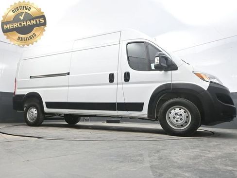 Used 2023 RAM ProMaster 2500 image 32