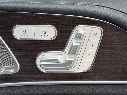 Used 2022 Mercedes-Benz GLS 580 4MATIC image 10