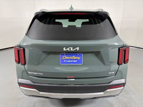 New 2026 Kia Sorento EX FWD image 7