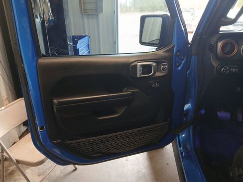 Used 2021 Jeep Gladiator Mojave image 26