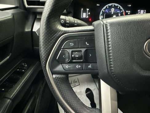 Used 2025 Toyota 4Runner SR5 AWD/4WD image 24