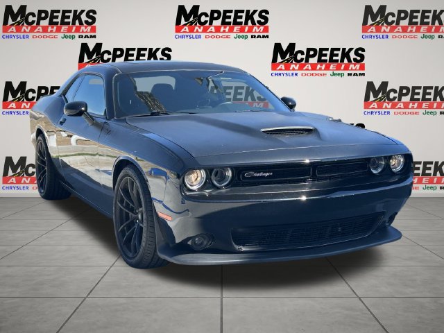 Used 2021 Dodge Challenger R/T Scat Pack w/ T/A Package RWD image 2
