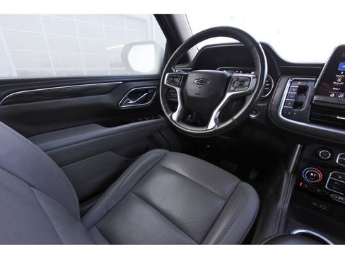 Used 2021 Chevrolet Suburban Z71 w/ Z71 Off-Road Package image 11