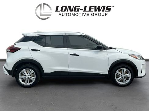 Used 2024 Nissan Kicks S image 8