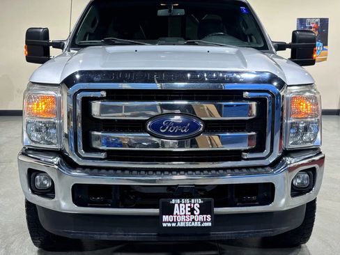 Used 2013 Ford F350 Lariat w/ Lariat Interior Pkg image 3