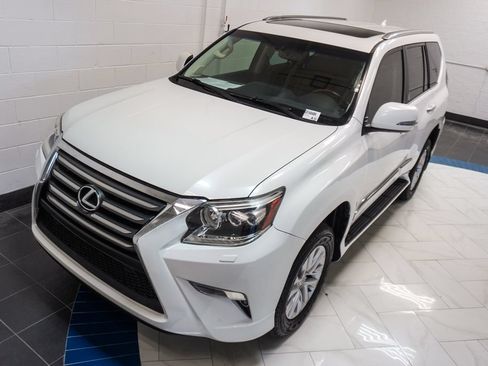Used 2016 Lexus GX 460 w/ Premium Package AWD/4WD image 38