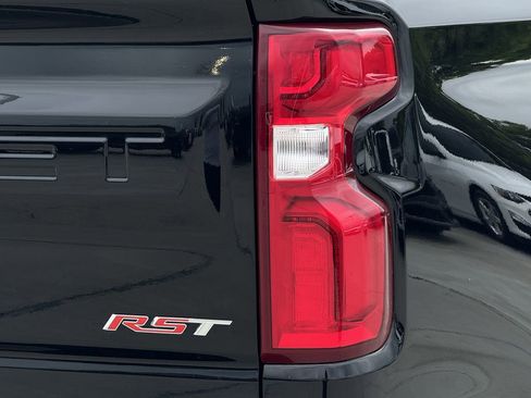 Used 2024 Chevrolet Silverado 1500 RST AWD/4WD image 12