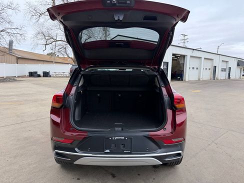 Used 2023 Buick Encore GX Essence w/ Advanced Technology Package image 33