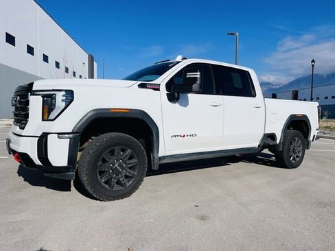 Used 2024 GMC Sierra 2500 AT4 w/ AT4 Premium Plus Package image 1