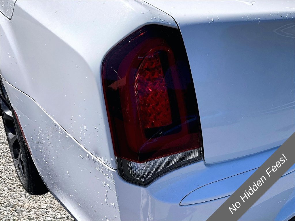 Used 2019 Chrysler 300 S RWD image 26