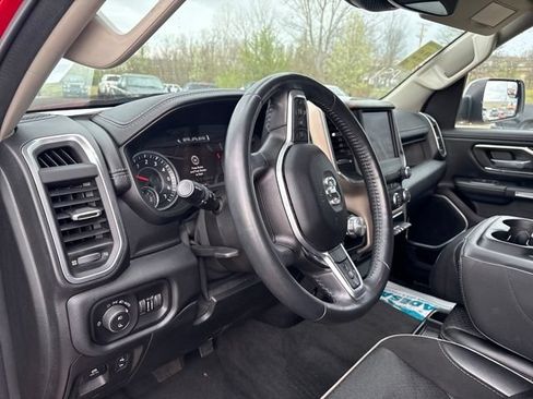 Used 2022 RAM 1500 Laramie AWD/4WD image 16