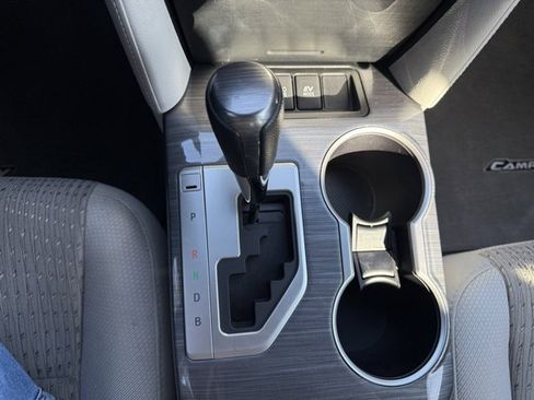 Used 2014 Toyota Camry LE image 17