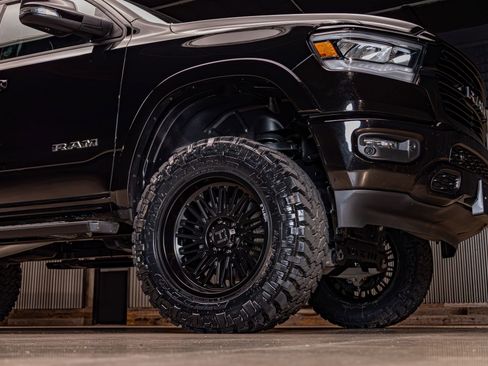 Used 2019 RAM 1500 Laramie w/ Sport Appearance Package image 17