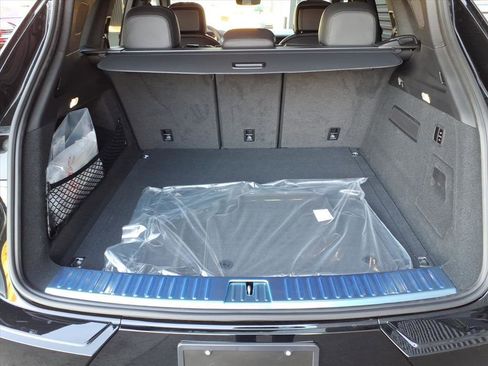 New 2026 Porsche Cayenne GTS image 24