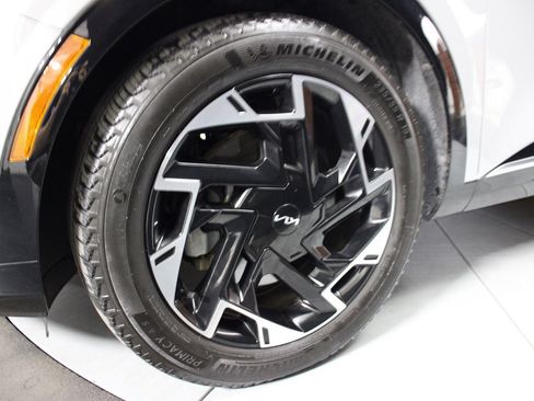 Used 2023 Kia Sportage SX image 6