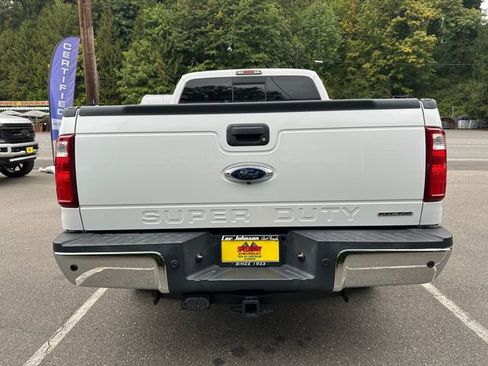 Used 2015 Ford F250 Lariat w/ Camper Package image 5